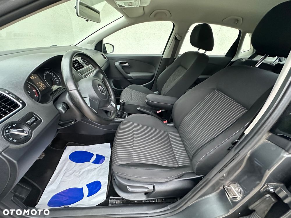 Volkswagen Polo 1.4 16V Trendline - 20