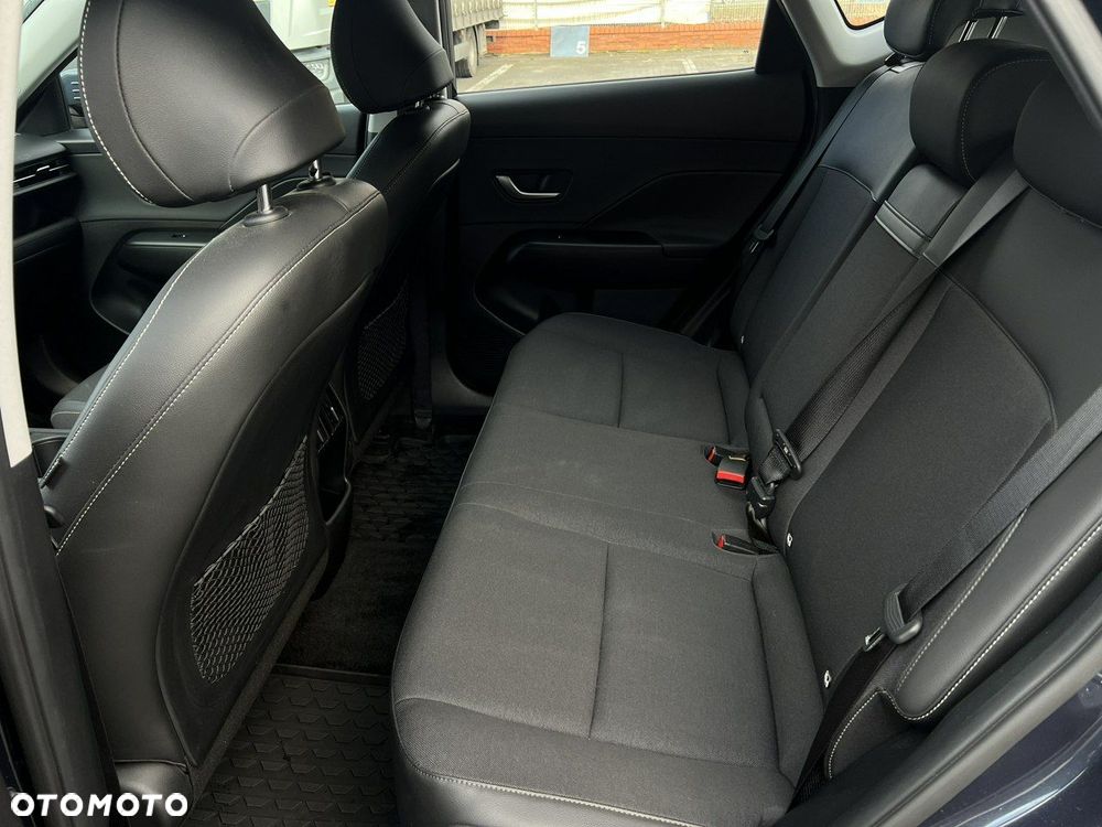 Hyundai Kona - 11