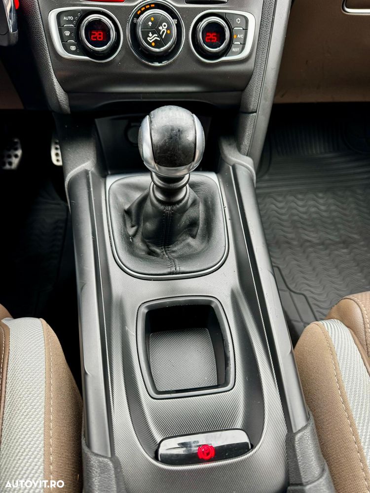 Citroën DS4 ver-hdi-110-chic - 9