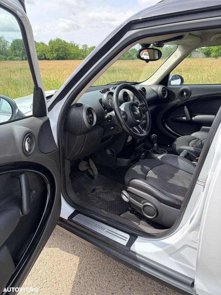 Mini Countryman Cooper D ALL4 AT - 14