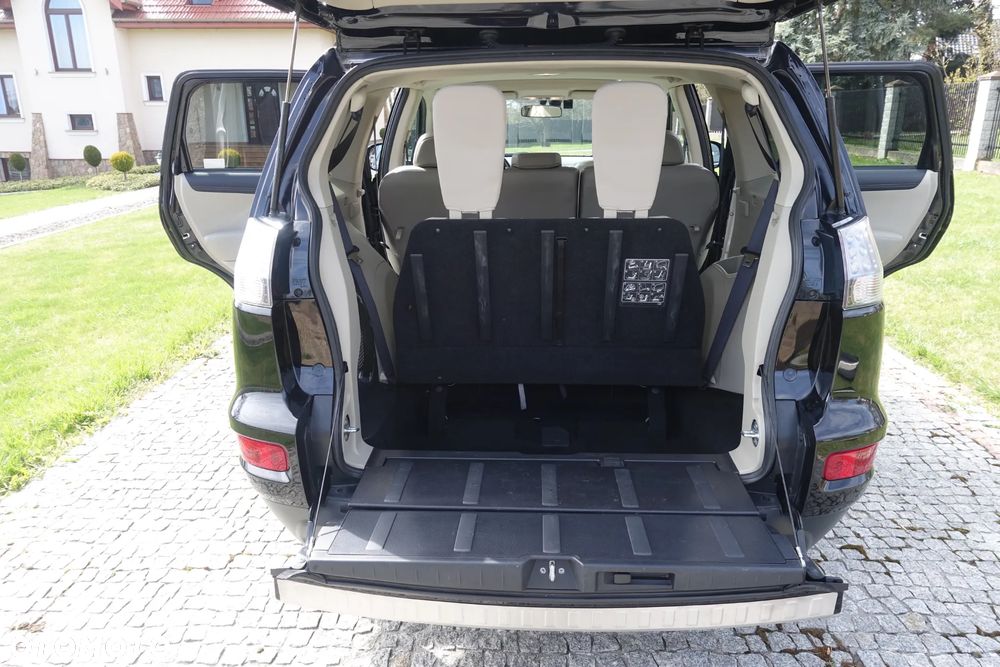 Mitsubishi Outlander 2.0 DID Intense + - 30