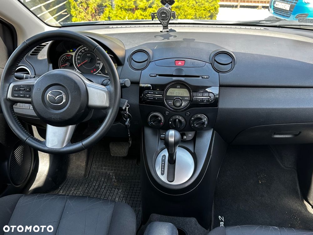 Mazda 2 1.5 Exclusive + - 8