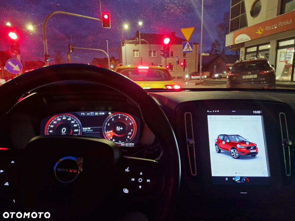Volvo XC 40 T3 - 11