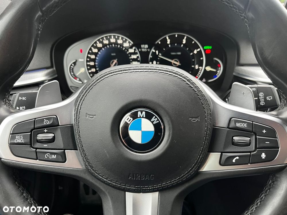 BMW Seria 5 520d M Sport Edition - 18