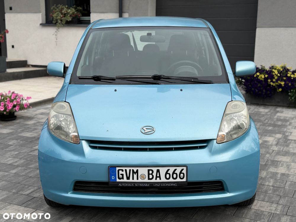 Daihatsu Sirion 1.0 CooLine - 10