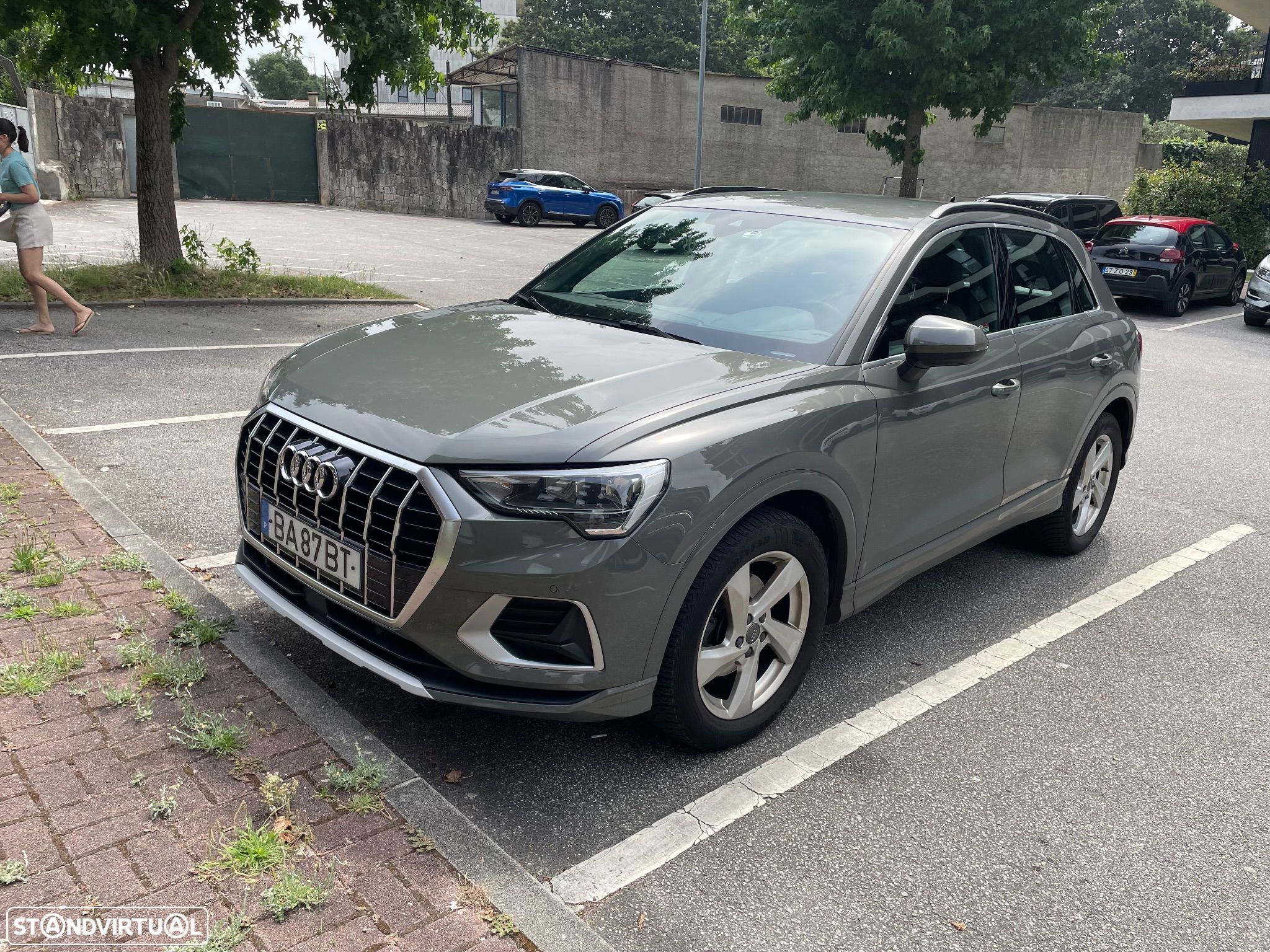 Audi Q3 35 TFSI S tronic - 1