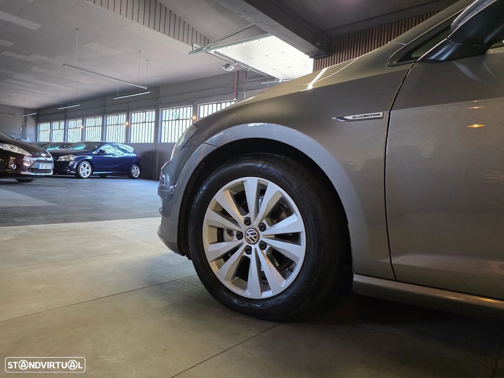 VW Golf 1.6 TDi BlueMotion Trendline - 14