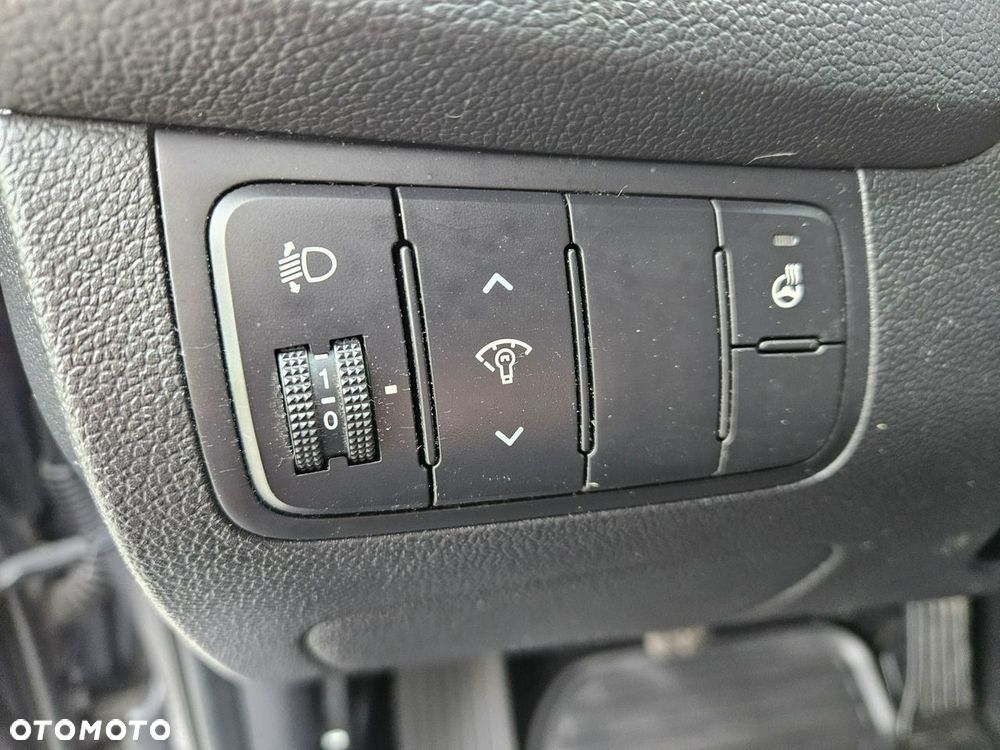 Kia Ceed 1.6 CRDi 128 Dream-Team Edition - 23