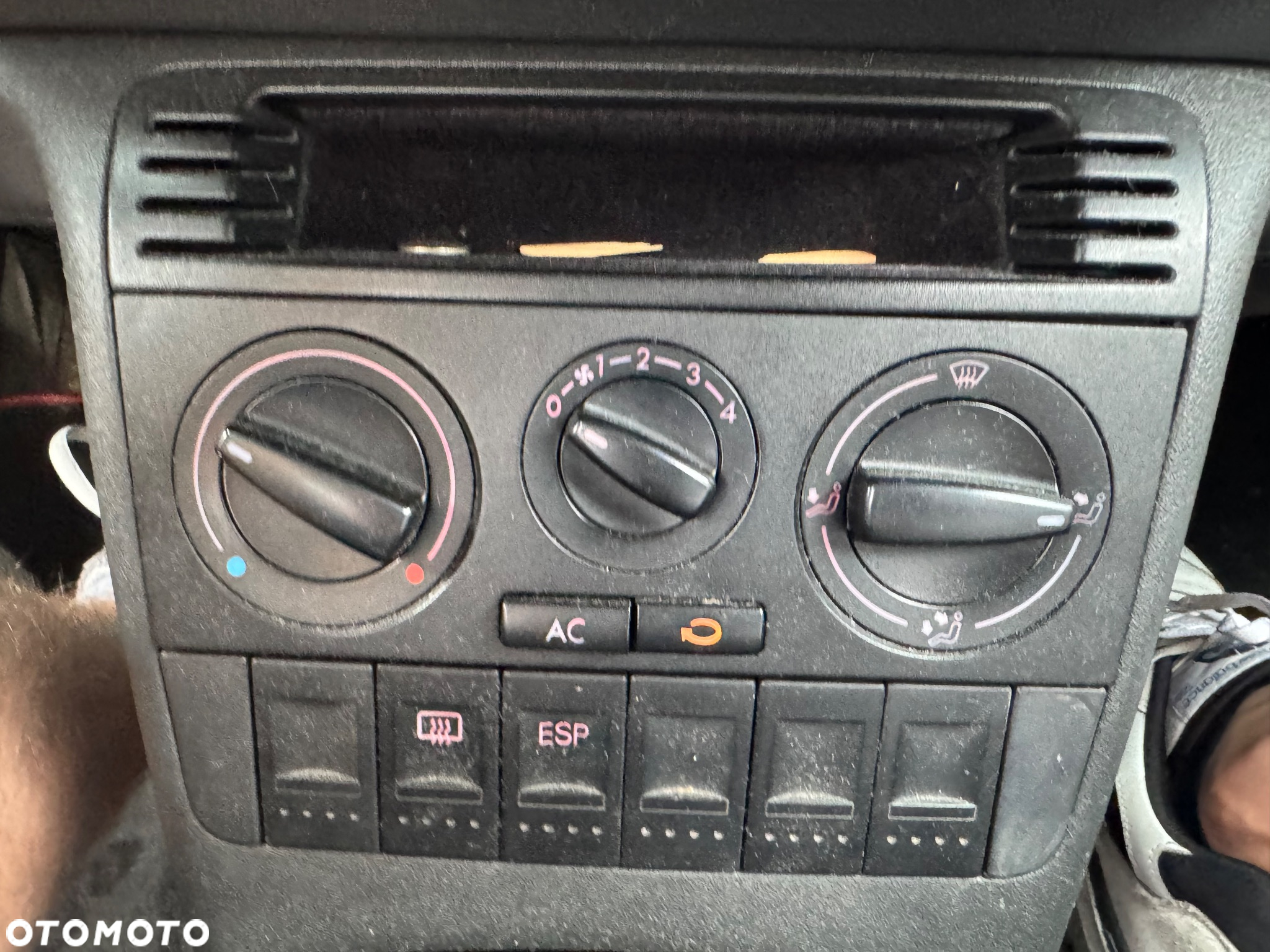 Volkswagen Polo 1.6 GTI - 12