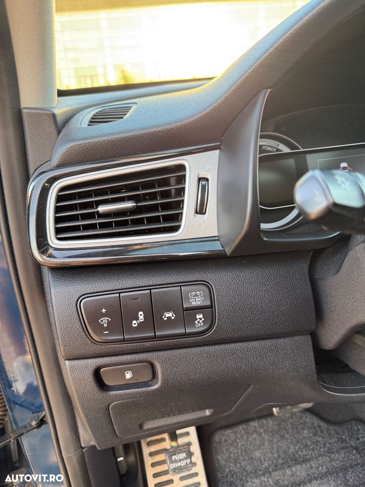 Kia Niro 1.6 GDI 6DCT HEV Comfort - 23