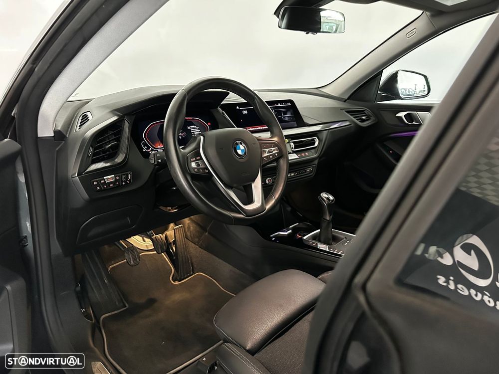 BMW 218 Gran Coupé - 13
