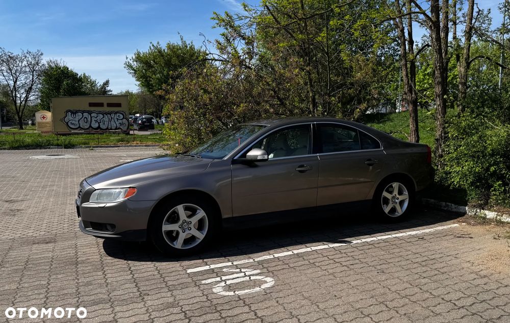 Volvo S80 - 11