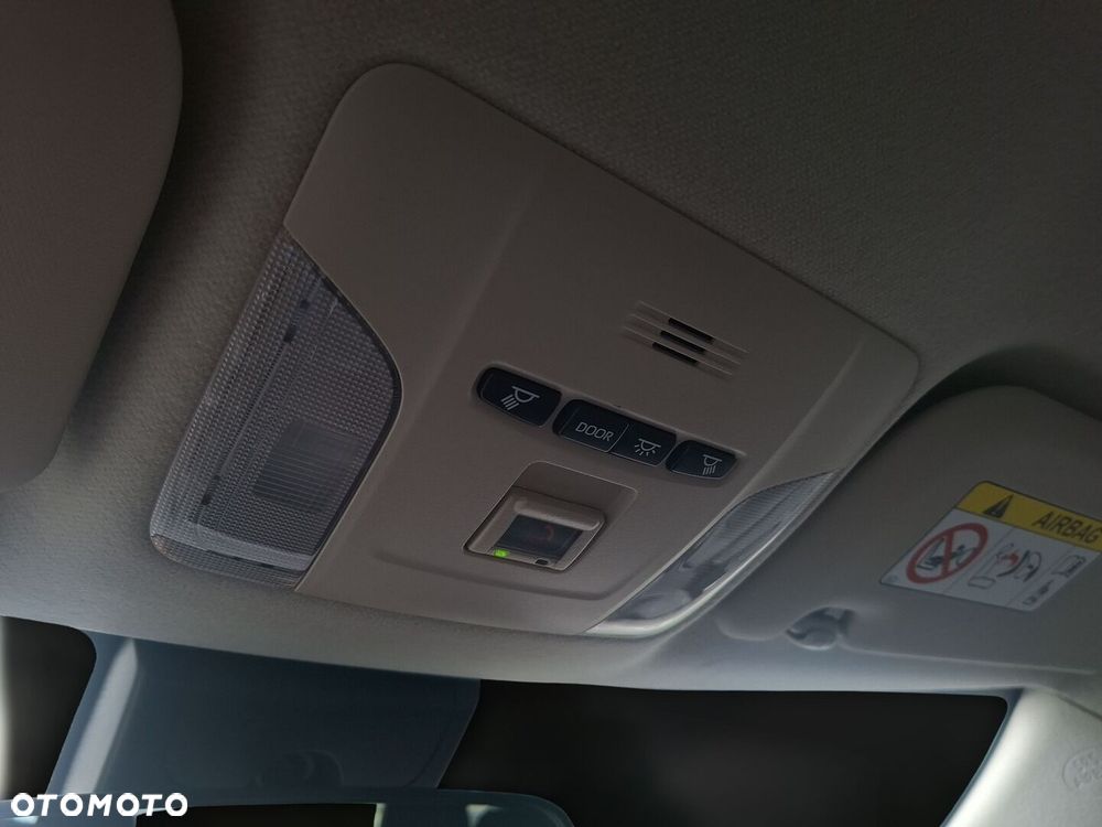 Toyota Corolla 1.8 Hybrid Comfort - 27