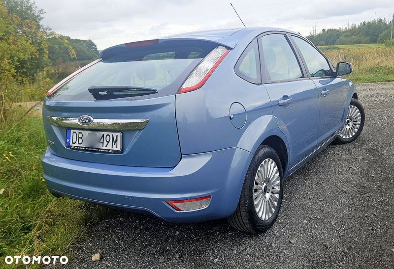 Ford Focus 2.0 16V Titanium - 16