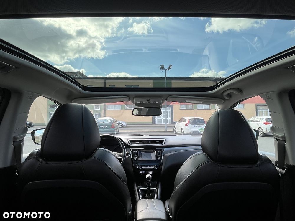 Nissan Qashqai 1.6 DIG-T Tekna+ - 22