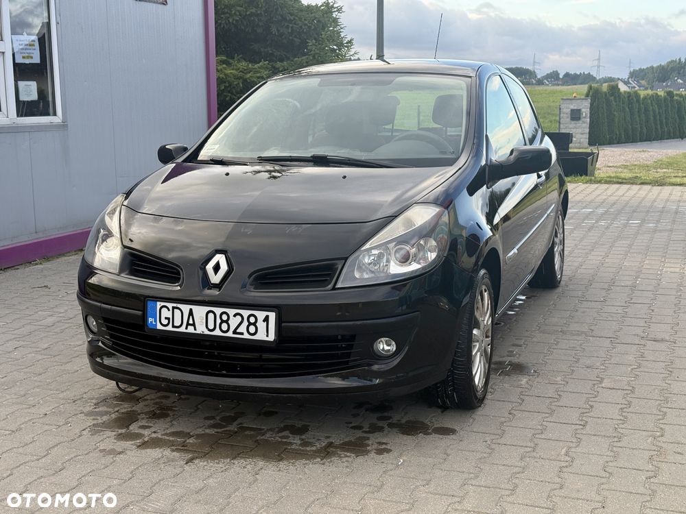 Renault Clio - 1