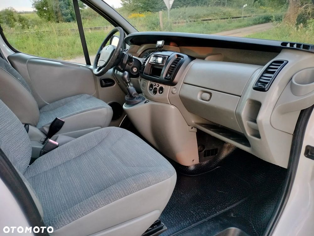 Renault trafic - 13