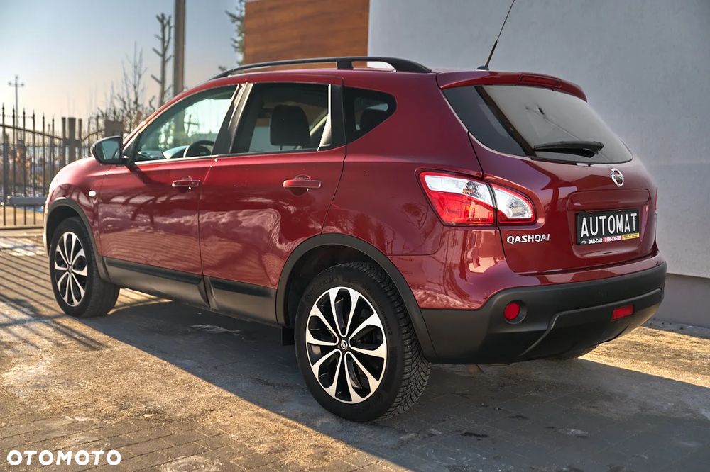 Nissan Qashqai - 2