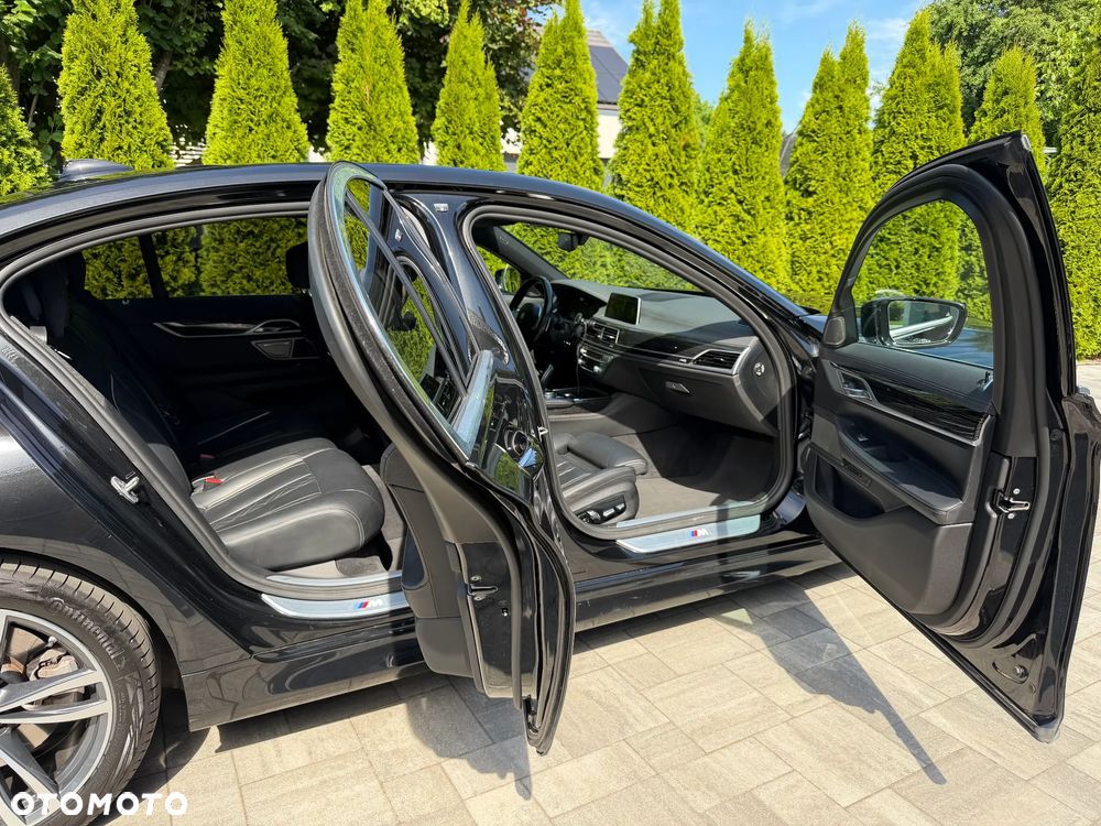 BMW Seria 7 - 24