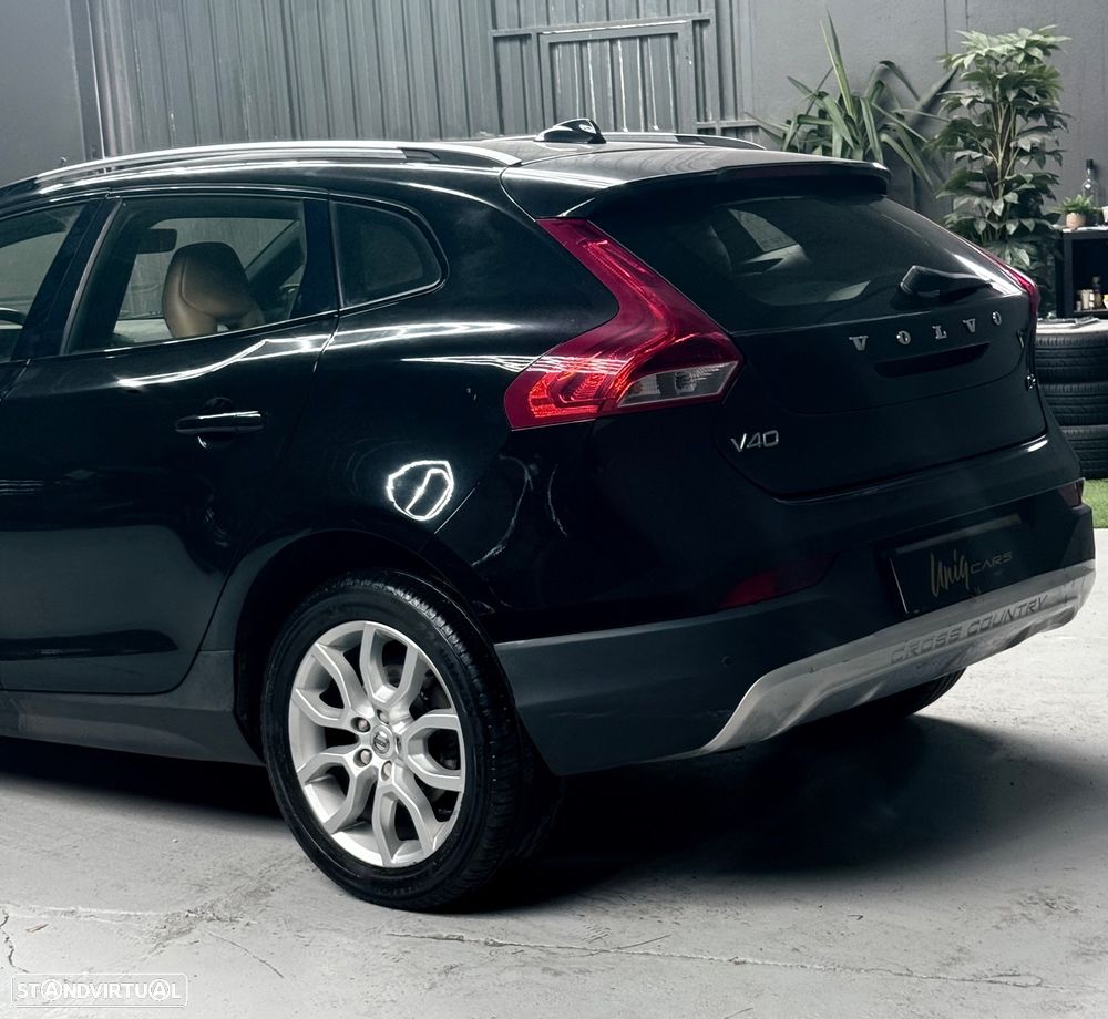 Volvo V40 D3 Geartronic Momentum - 11