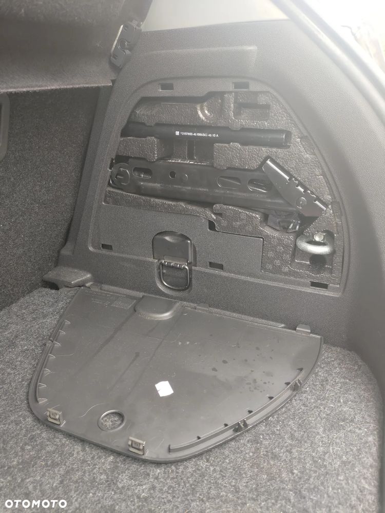 Opel Corsa - 16