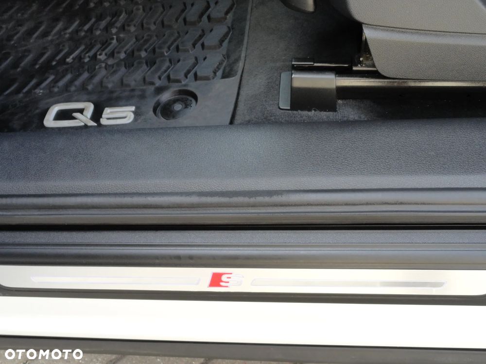 Audi Q5 35 TDI mHEV S Line S tronic - 25