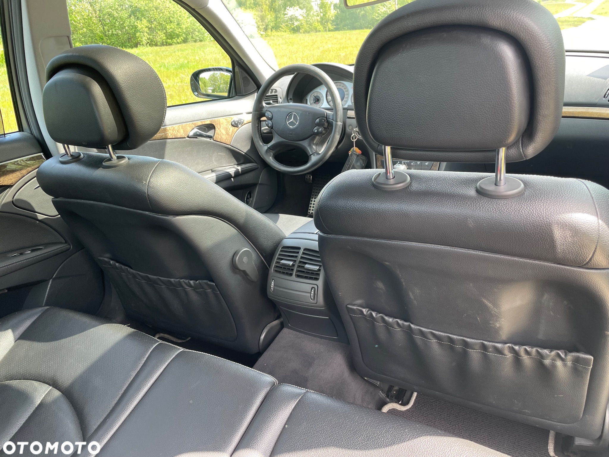 Mercedes-Benz Klasa E 320 CDI T Avantgarde - 26