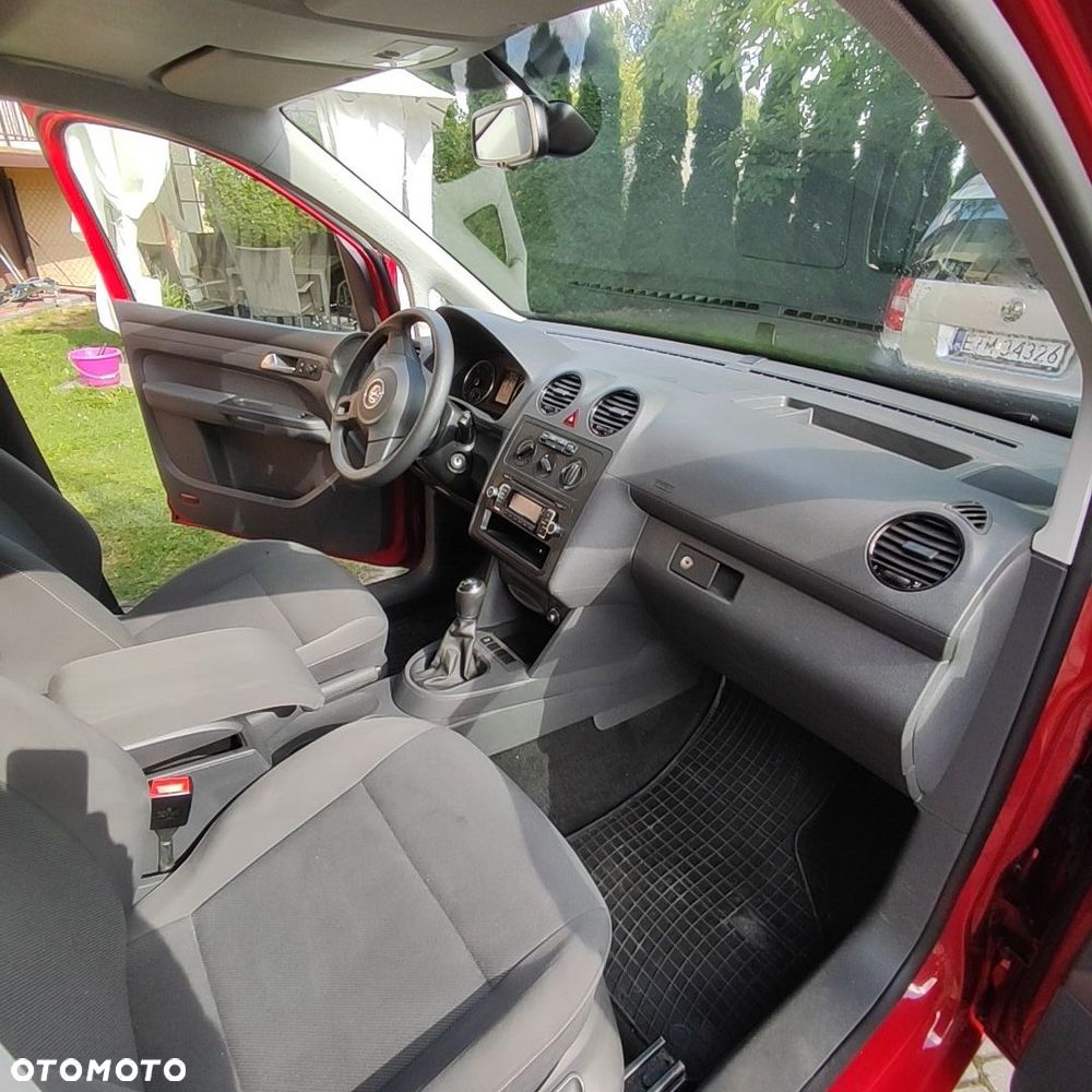 Volkswagen Caddy Comfortline BMT - 16