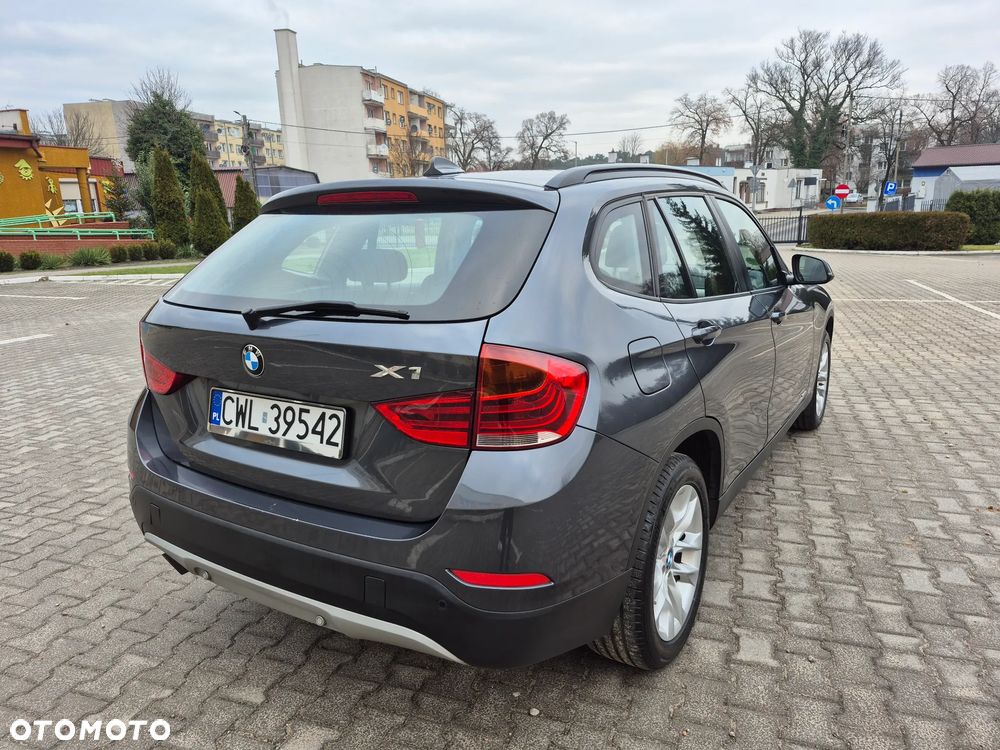 BMW X1 xDrive18d Sport Line - 12