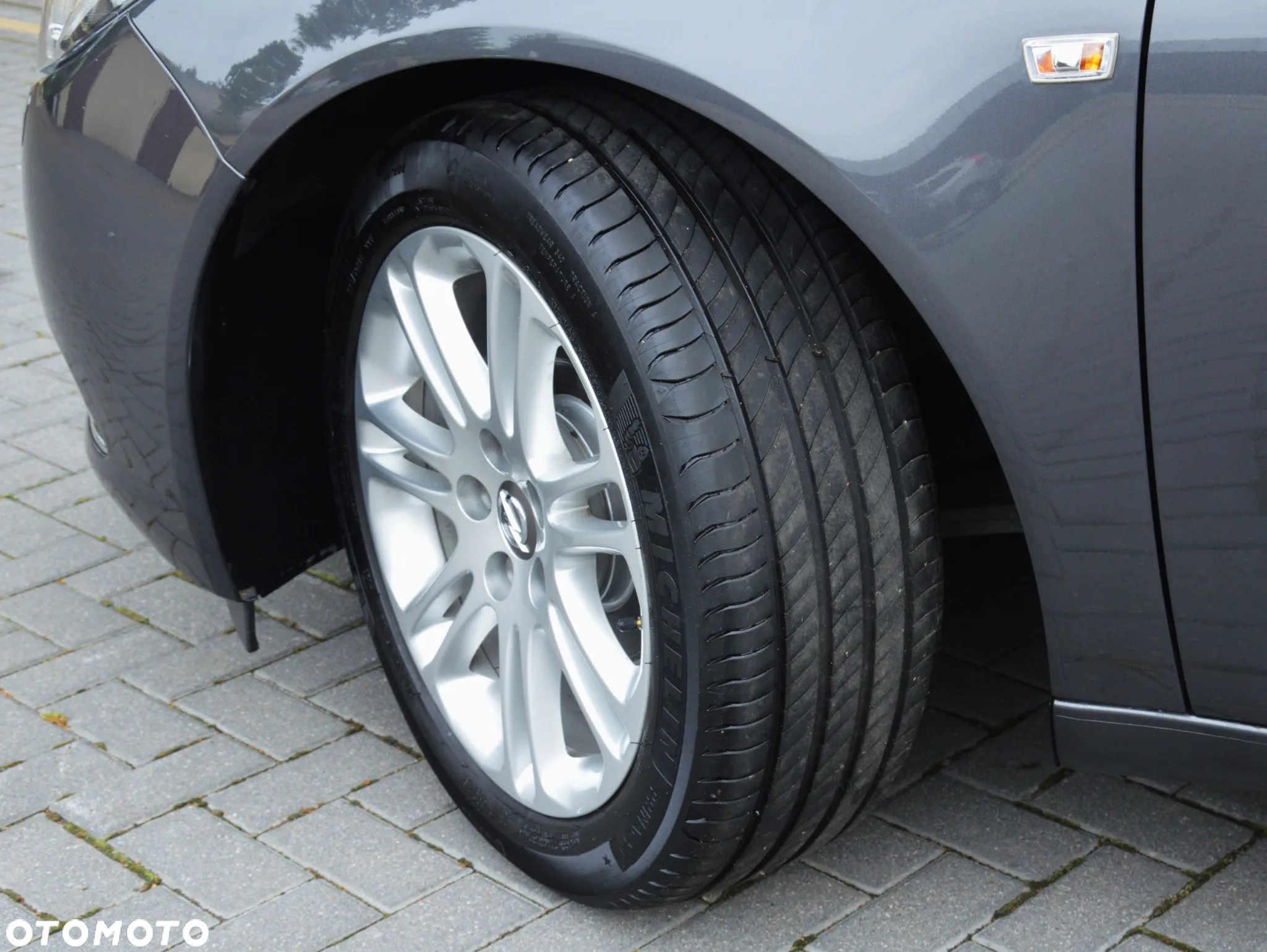 Opel Insignia 1.8 Cosmo - 38