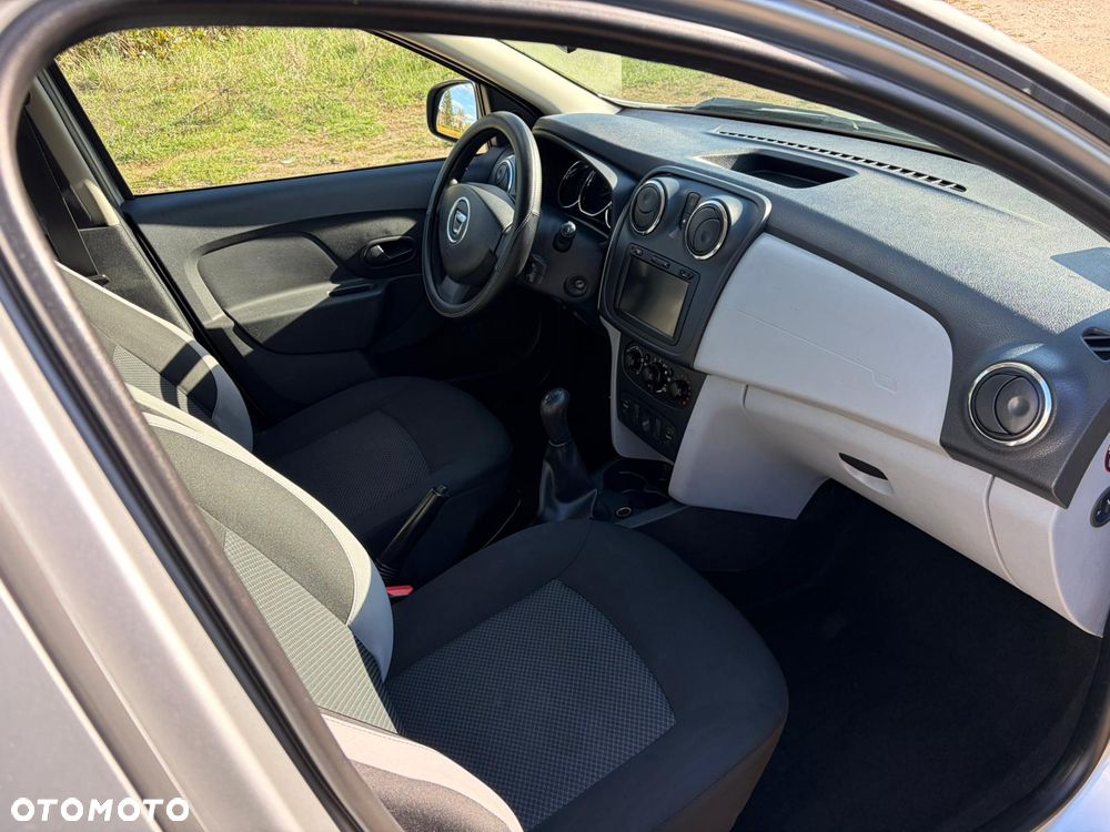 Dacia Sandero 1.5 dCi Laureate - 9