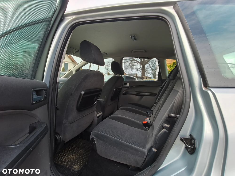 Ford Focus C-Max 2.0 Ghia - 29