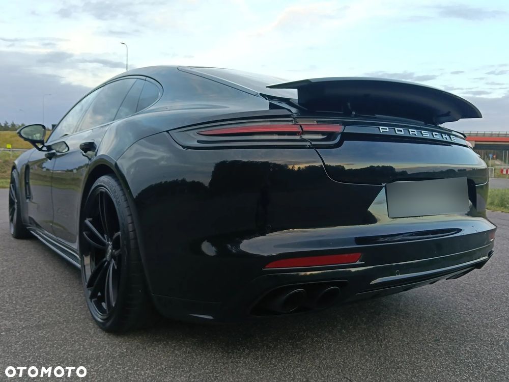 Porsche Panamera - 9