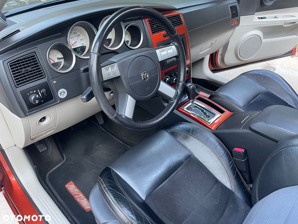 Dodge Charger 5.7 V8 RT - 33