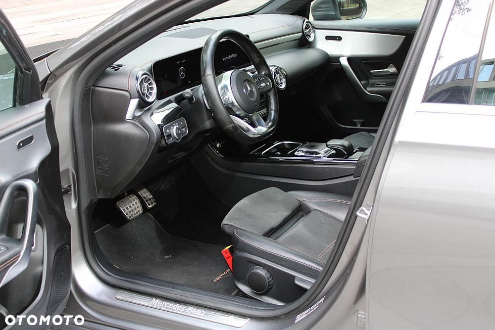 Mercedes-Benz Klasa A 250 4-Matic Edition 1 7G-DCT - 35