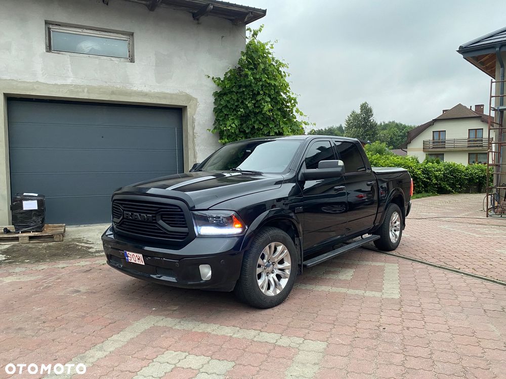Dodge RAM 1500 5.7 4x4 - 8