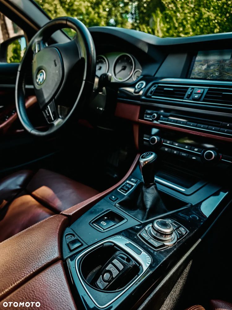 BMW Seria 5 520d Modern Line - 15