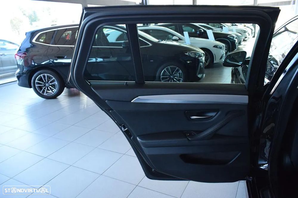 BMW 525 d Line Luxury Auto - 41