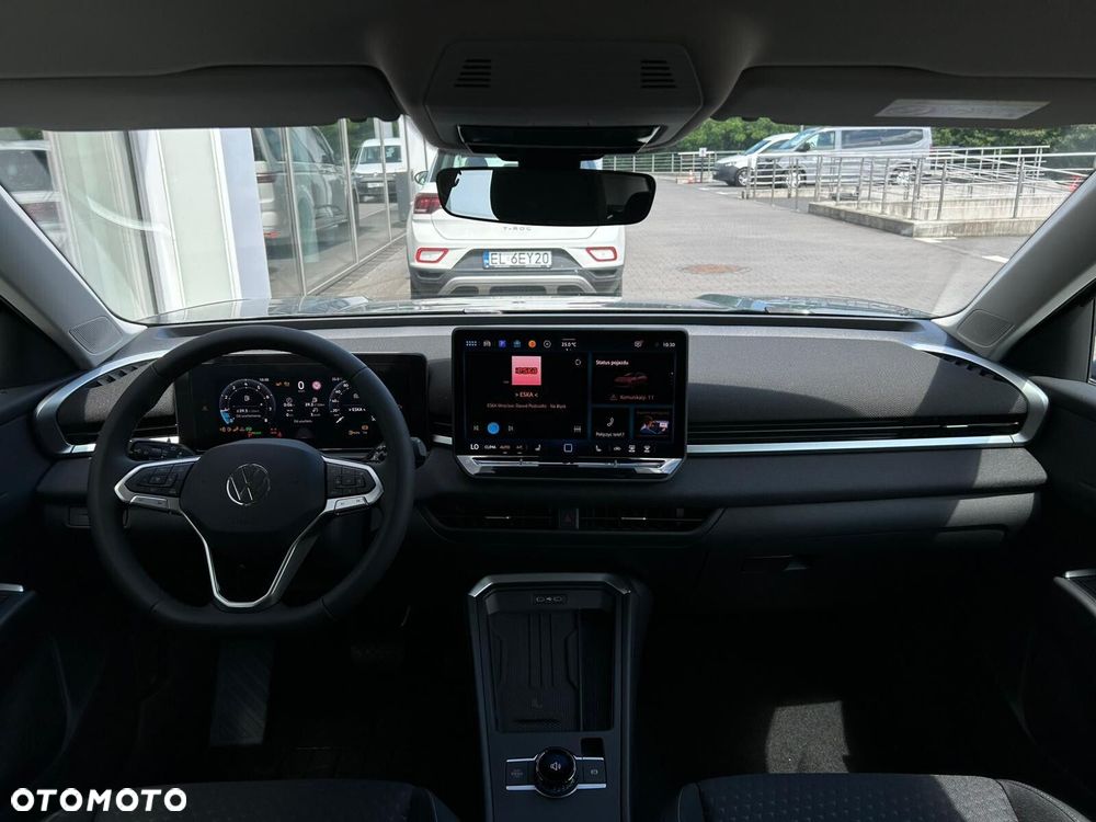 Volkswagen T-Roc - 5