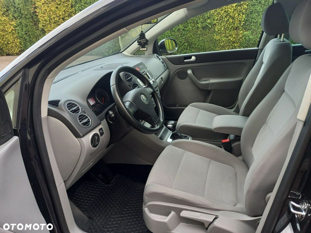 Volkswagen Golf Plus 1.9 TDI Trendline DSG - 33