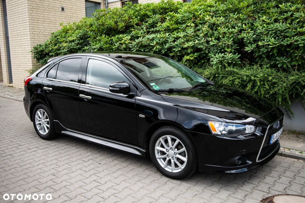 Mitsubishi Lancer 1.6 ClearTec Invite - 2