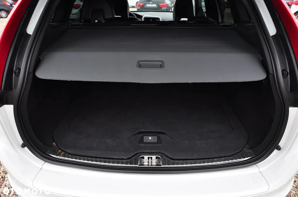 Volvo XC 60 - 25