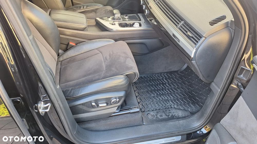 Audi Q7 3.0 TDI Quattro Tiptronic - 13