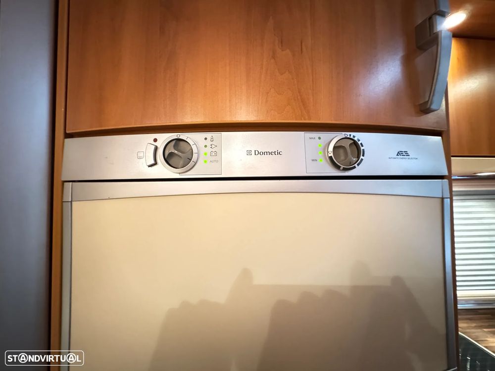 Hymer Classe B CL 654 3.0JTD - 29