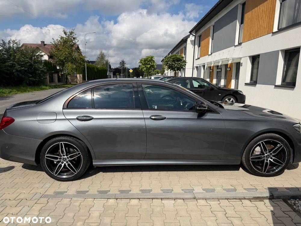 Mercedes-Benz Klasa E 220 d 4-Matic AMG - 2