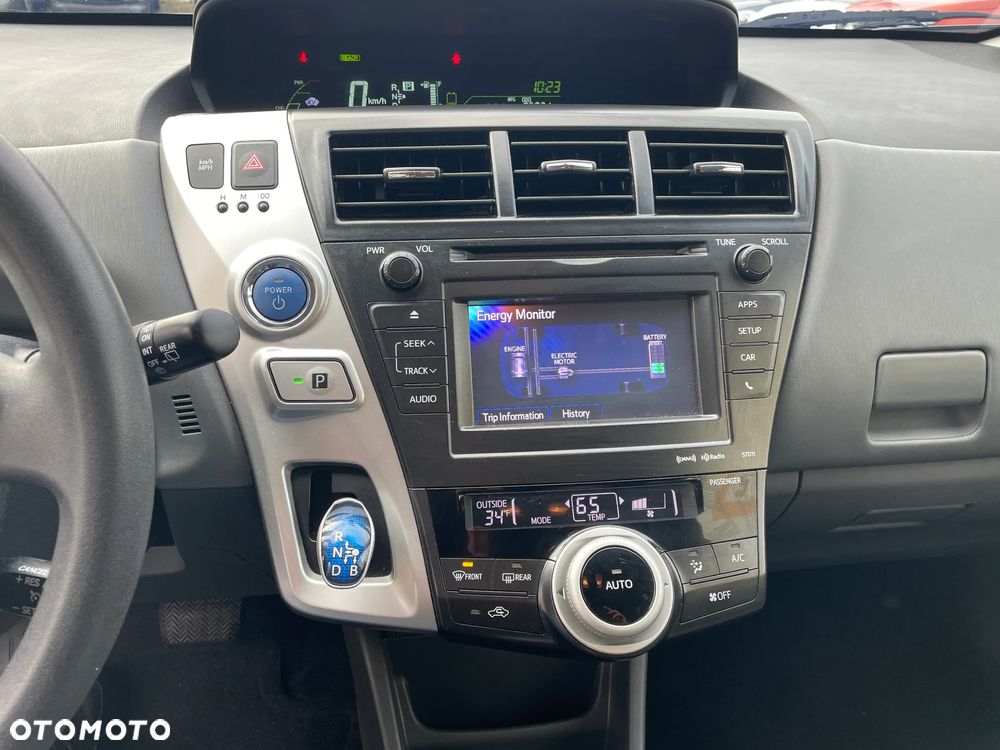 Toyota Prius+ (Hybrid) - 9