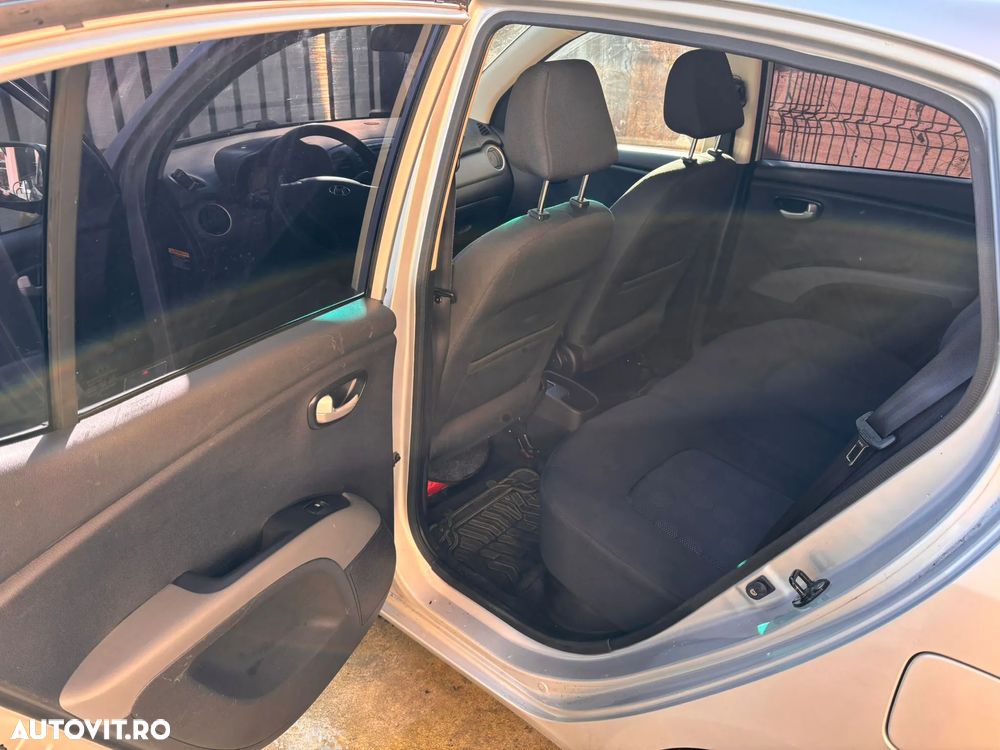 Hyundai i10 1.2 DOHC 5DR COMFORT - 18