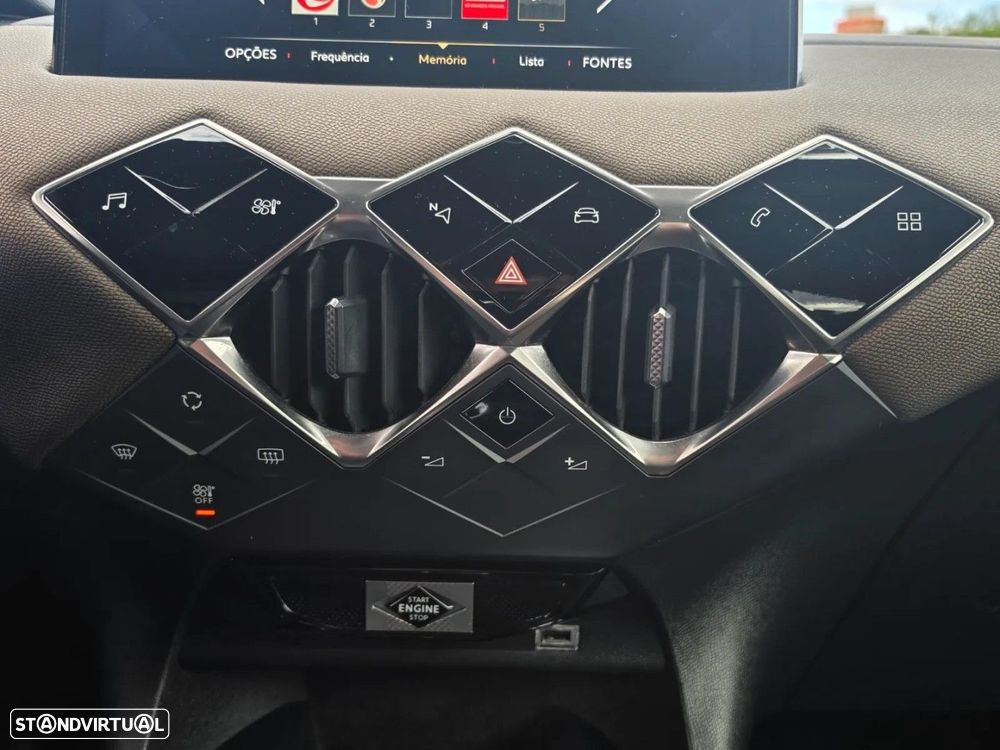 DS DS3 Crossback BlueHDi 100 SO CHIC - 21