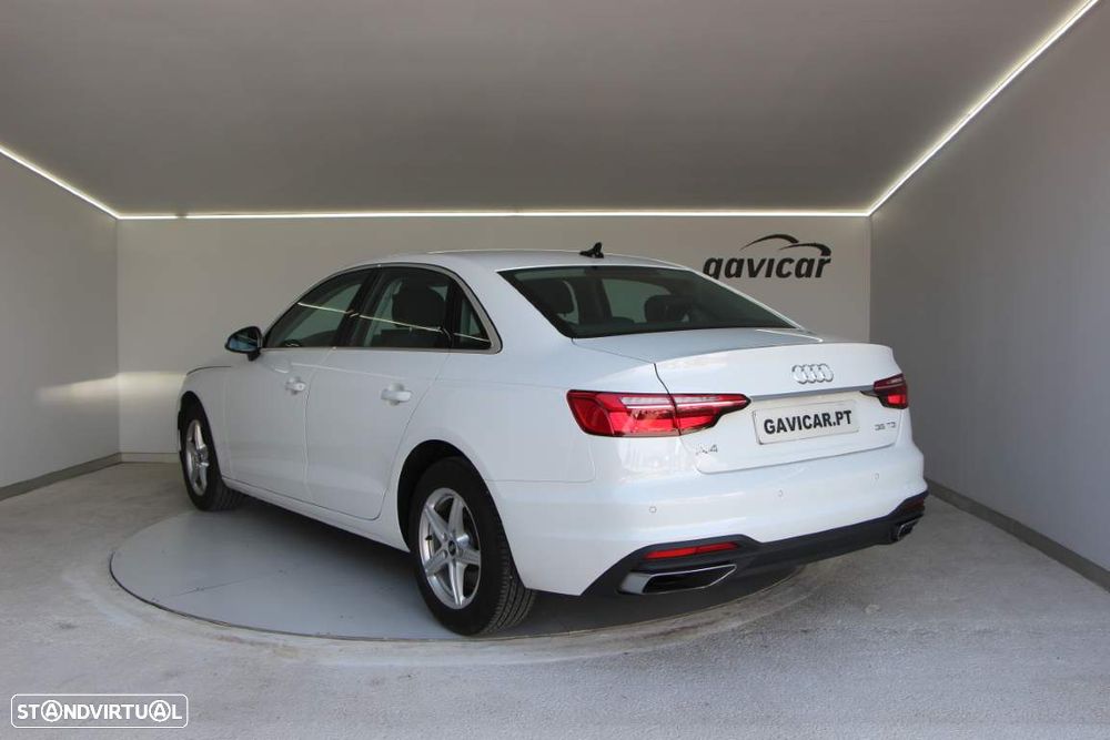 Audi A4 35 TDI S tronic - 7