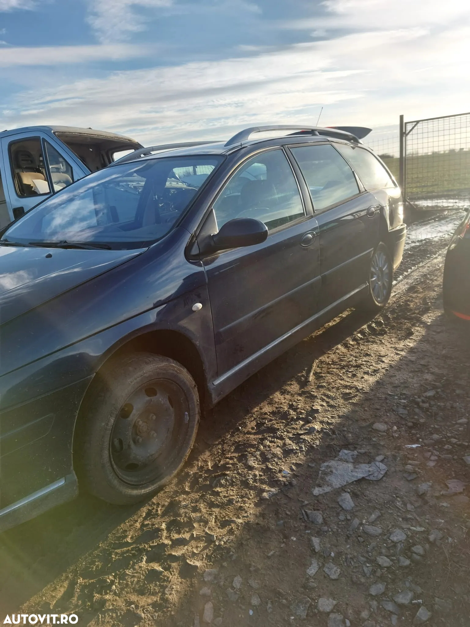 Dezmembrez Citroen C5 2.2 hdi - 6